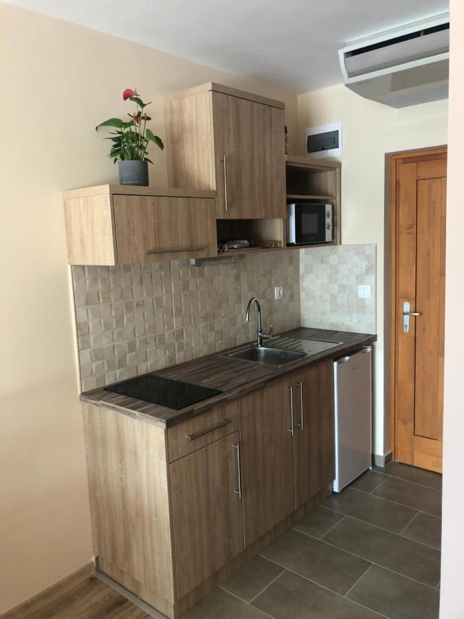 Castellum Apartmanhaz 귤러 외부 사진