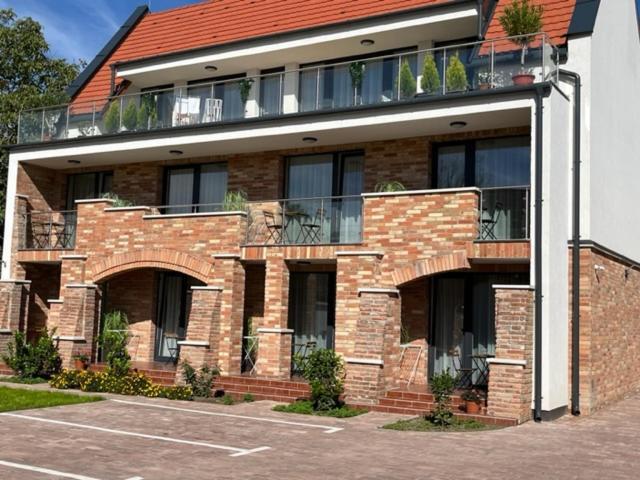 Castellum Apartmanhaz 귤러 외부 사진